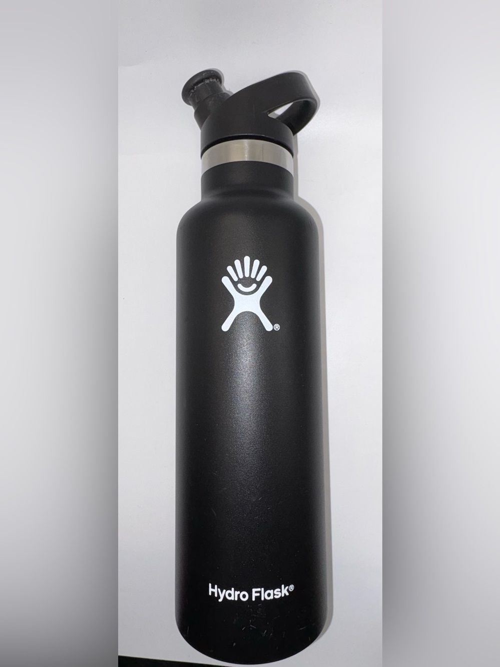 Hydro Flask Black Matte Stainless Water Bottle 21 ox with Lid